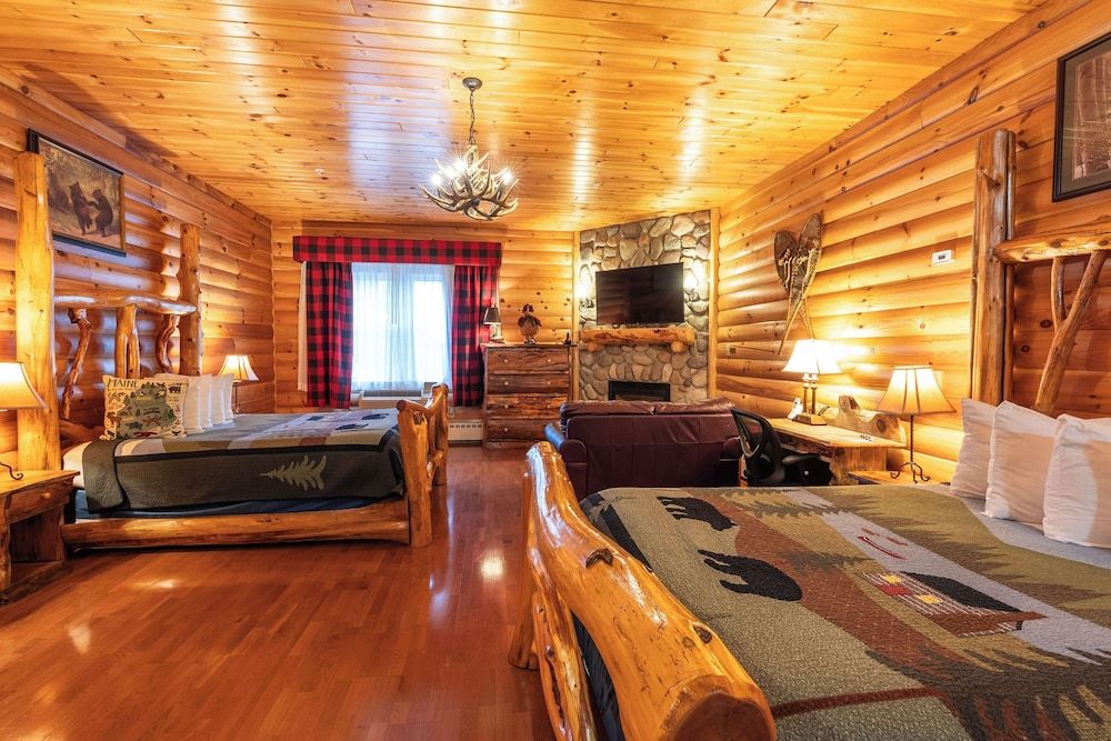 Best Western White House Inn Suite, 2 Queen Beds, Accessible, Jetted Tub