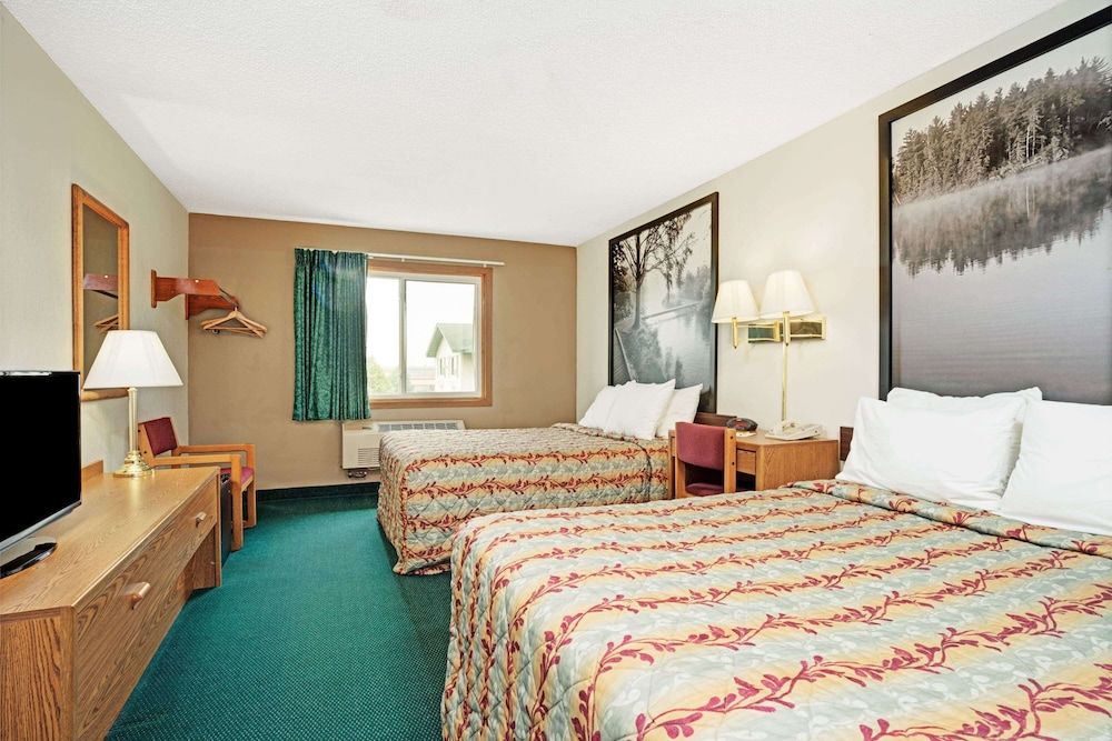 Standard Room, 2 Queen Beds