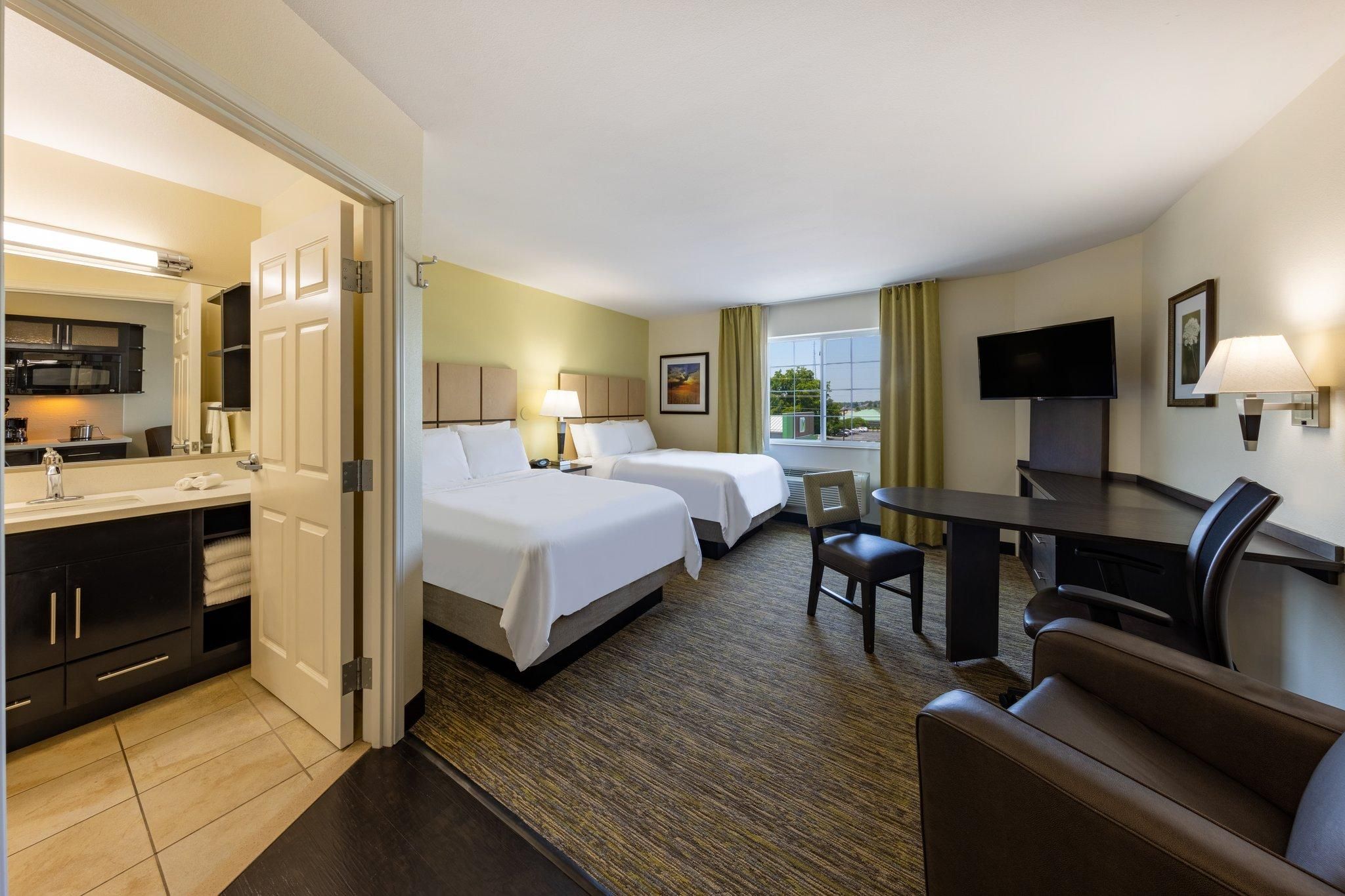 Studio Suite 2 Double Beds Non-Smoking