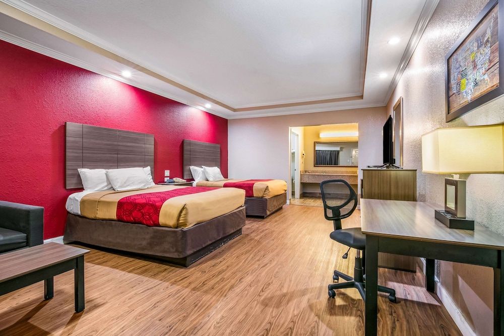 Standard Room, 2 Queen Beds, Smoking