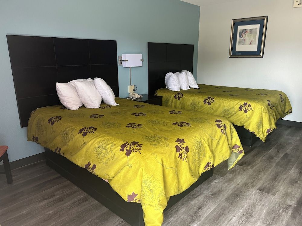 Standard Room, 2 Double Beds, Accessible, Non Smoking