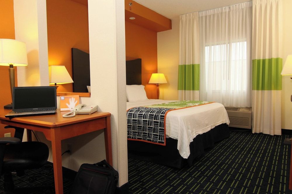 Executive Suite, 1 King Bed with Sofa bed