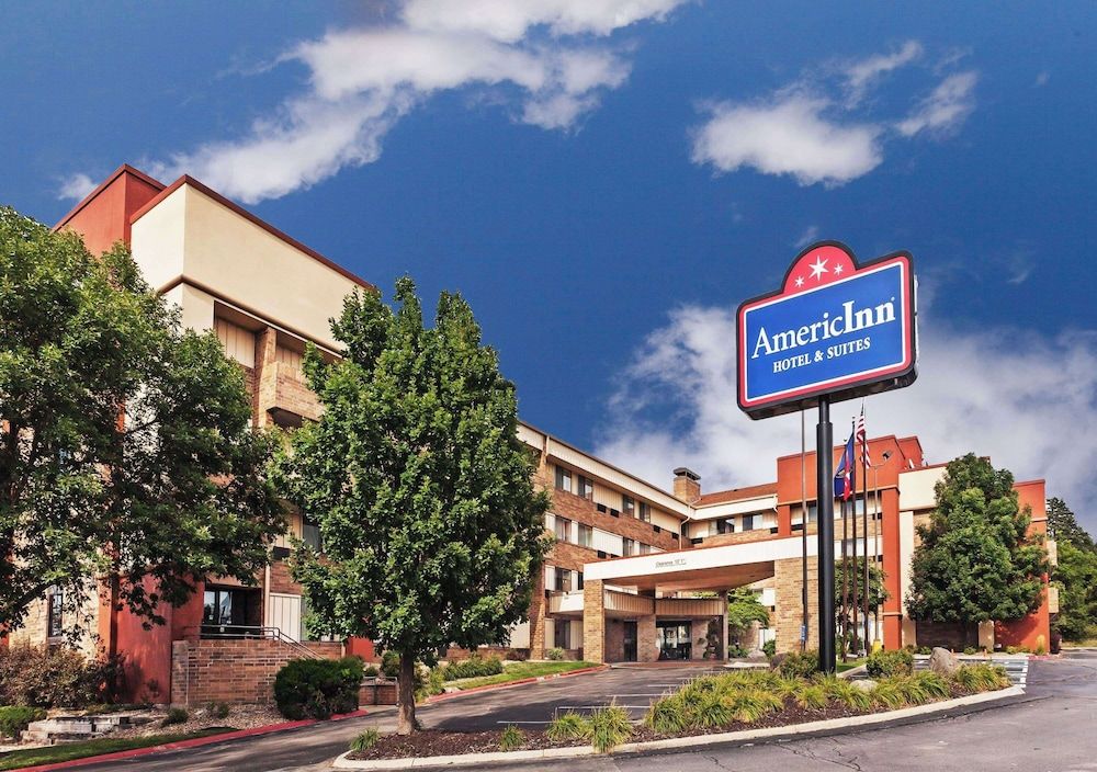 undefined AmericInn by Wyndham Omaha 5