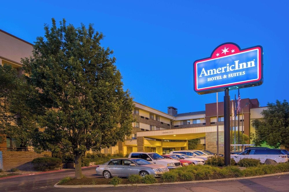 undefined AmericInn by Wyndham Omaha 9