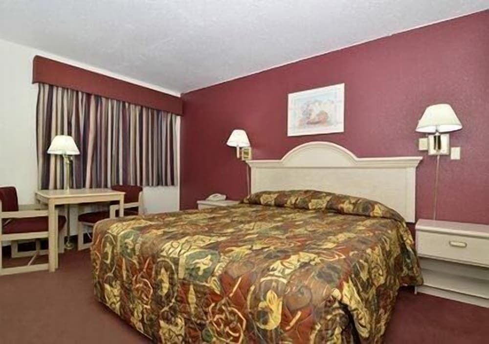 Standard Room, 1 King Bed, Non Smoking