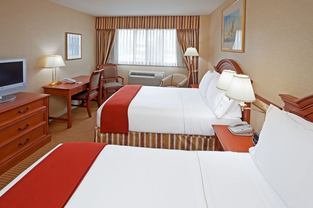Two Double Beds Accessible