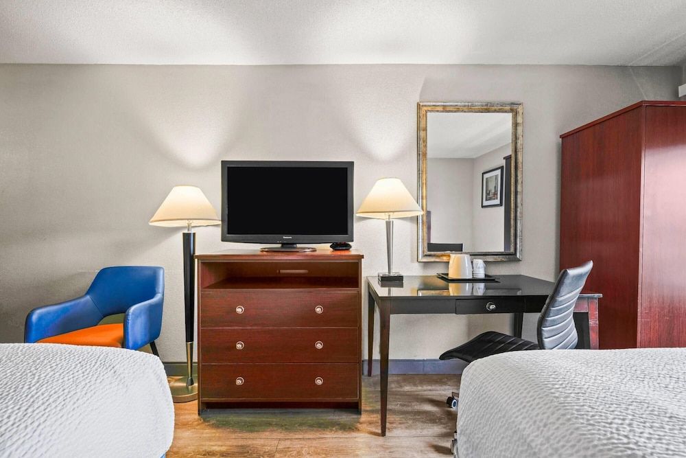 Room, 2 Double Beds, Non Smoking (Pet-Friendly)