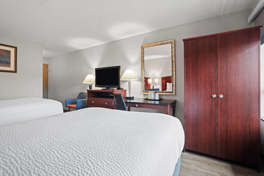 Room, 2 Double Beds, Non Smoking (Pet-Friendly)