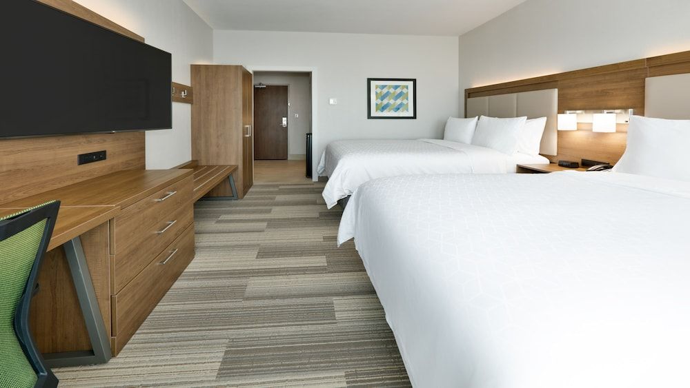 Suite, 1 King Bed with Sofa bed