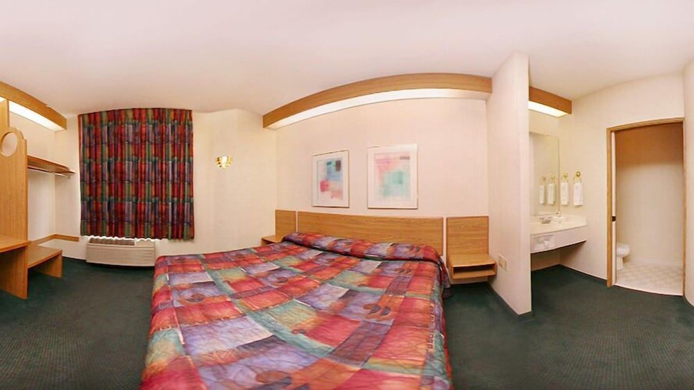 Room, 1 Queen Bed, Accessible, Non Smoking
