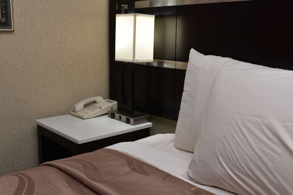 Standard Room, 1 Queen Bed, Non Smoking