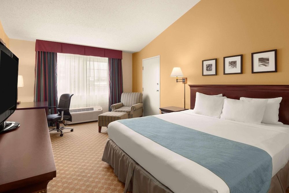 Room, 1 King Bed, Non Smoking