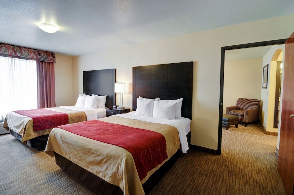 Comfort Inn & Suites Amarillo West near Medical Center Room, 2 Queen Beds, Non Smoking 4