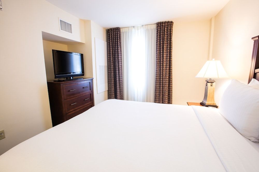 Suite, 1 Bedroom, Kitchen