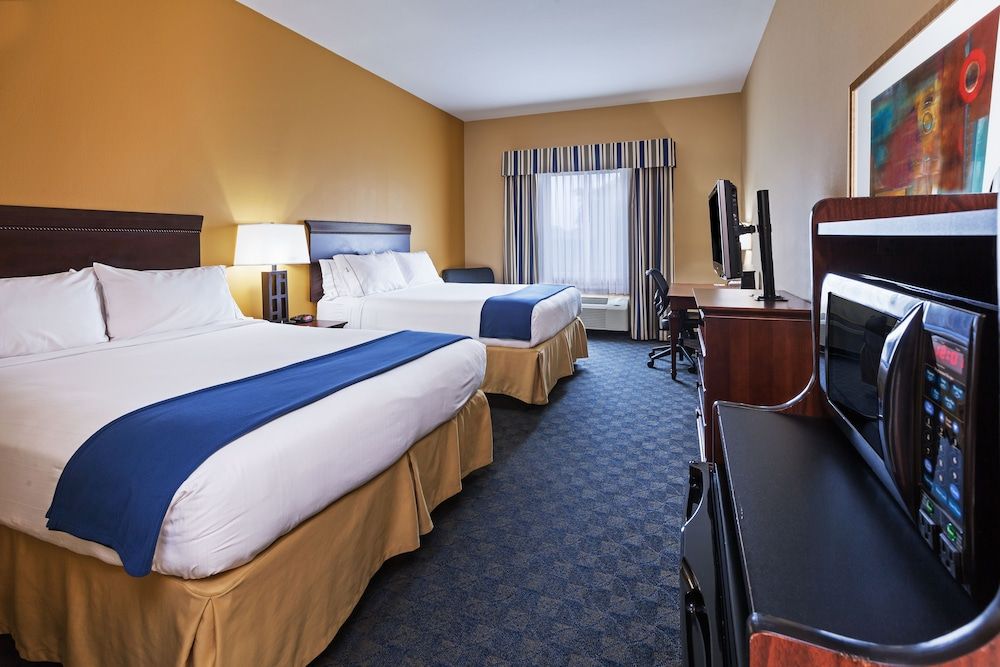 Standard Room, 2 Queen Beds
