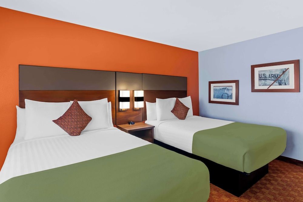 Best Western Harker Heights - Killeen - Fort Hood TX Standard Room, 2 Queen Beds, Non Smoking, Microwave