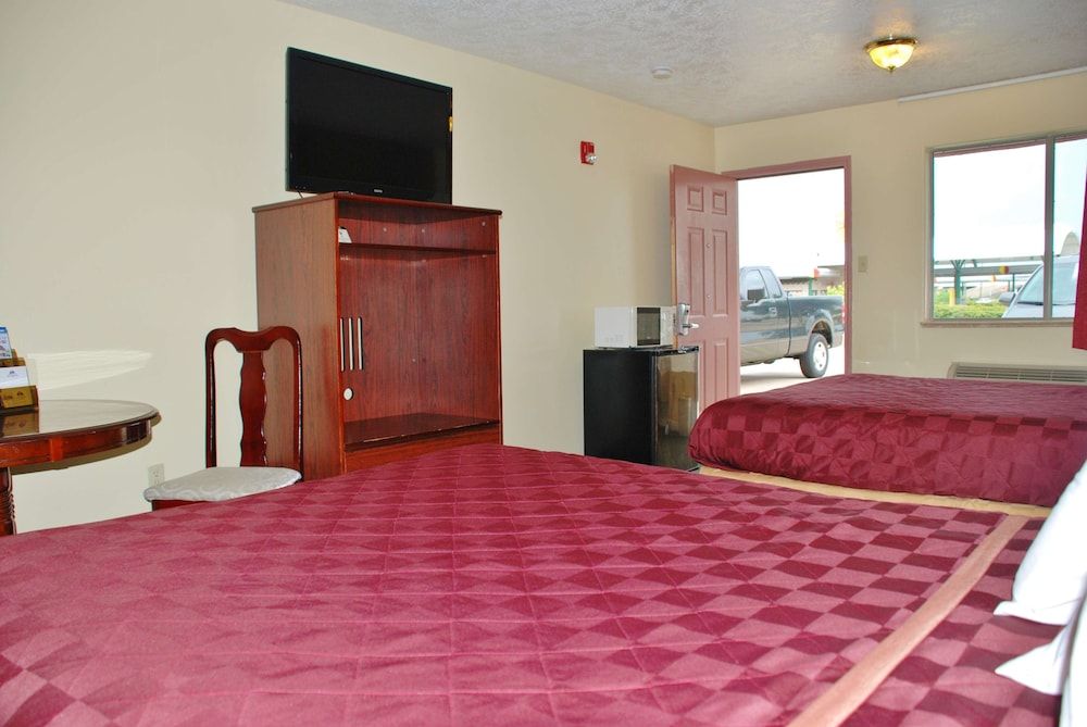 Americas Best Value Inn & Suites Hempstead Prairie View Room, 2 Double Beds 7