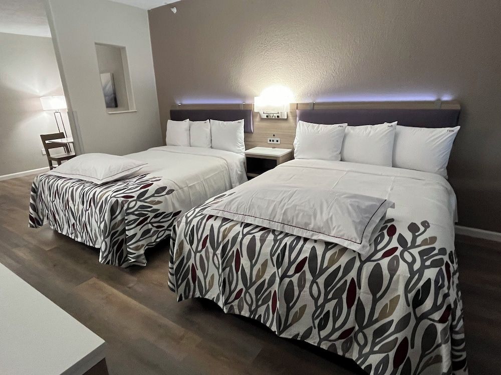 Premium Room, 2 Queen Beds (Upgraded Bedding & Snack, Smoke Free)