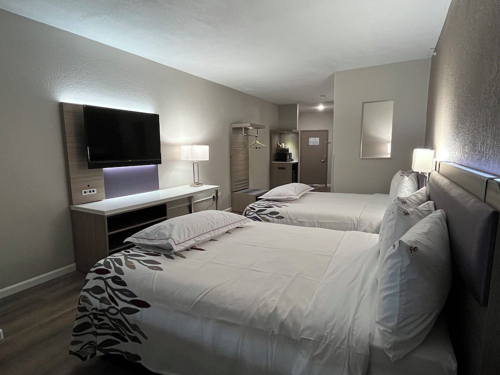 Premium Room, 2 Queen Beds (Upgraded Bedding & Snack, Smoke Free)