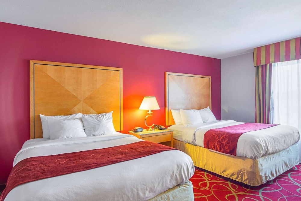Standard Studio Suite, 2 Queen Beds, Accessible, Non Smoking (Accessible Tub)