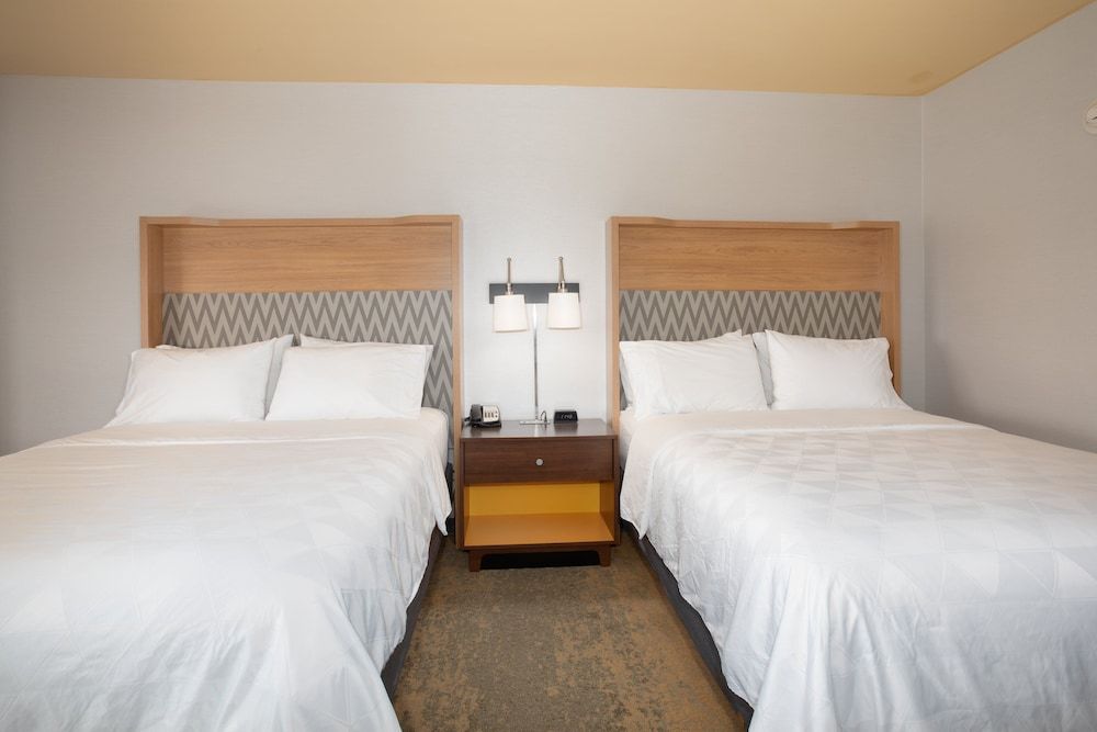 Standard Room, 2 Queen Beds