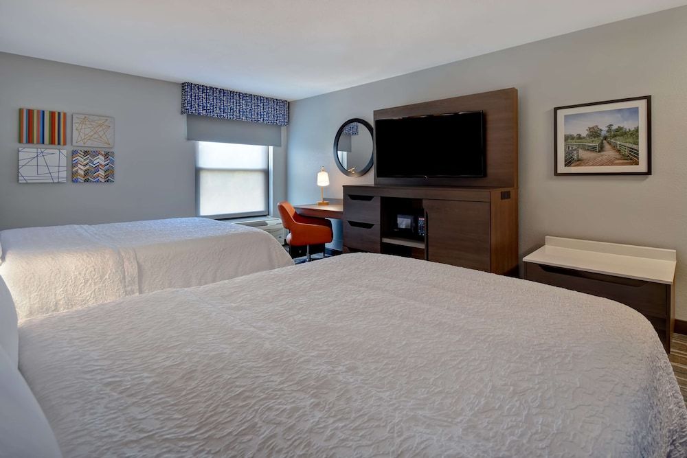 Room, 2 Queen Beds, Accessible, Non Smoking