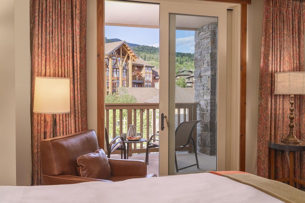 Junior Suite (Timberline)