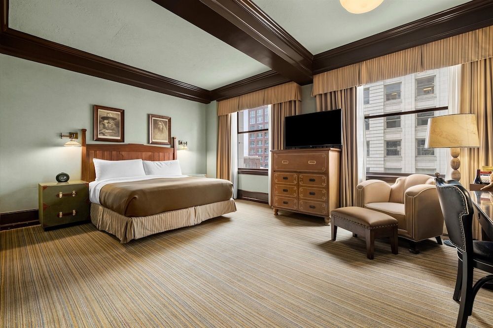 The Arctic Club Seattle Arctic King Accessible