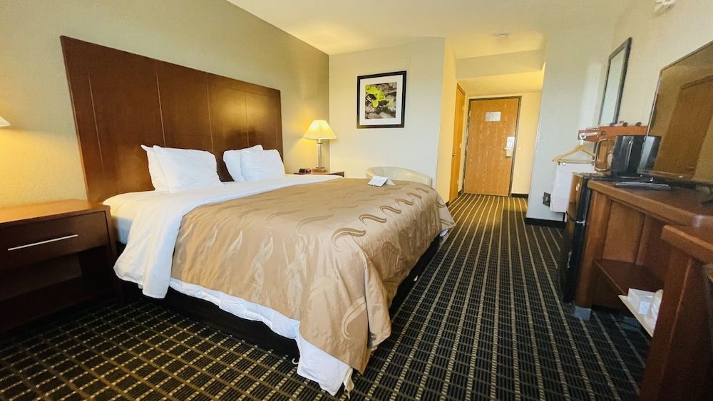 Room, 1 King Bed, Accessible, Non Smoking