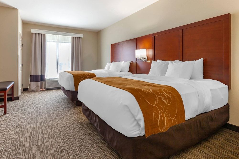 Suite, Accessible, Non Smoking (2 Queen Beds & 1 Sofa Bed)