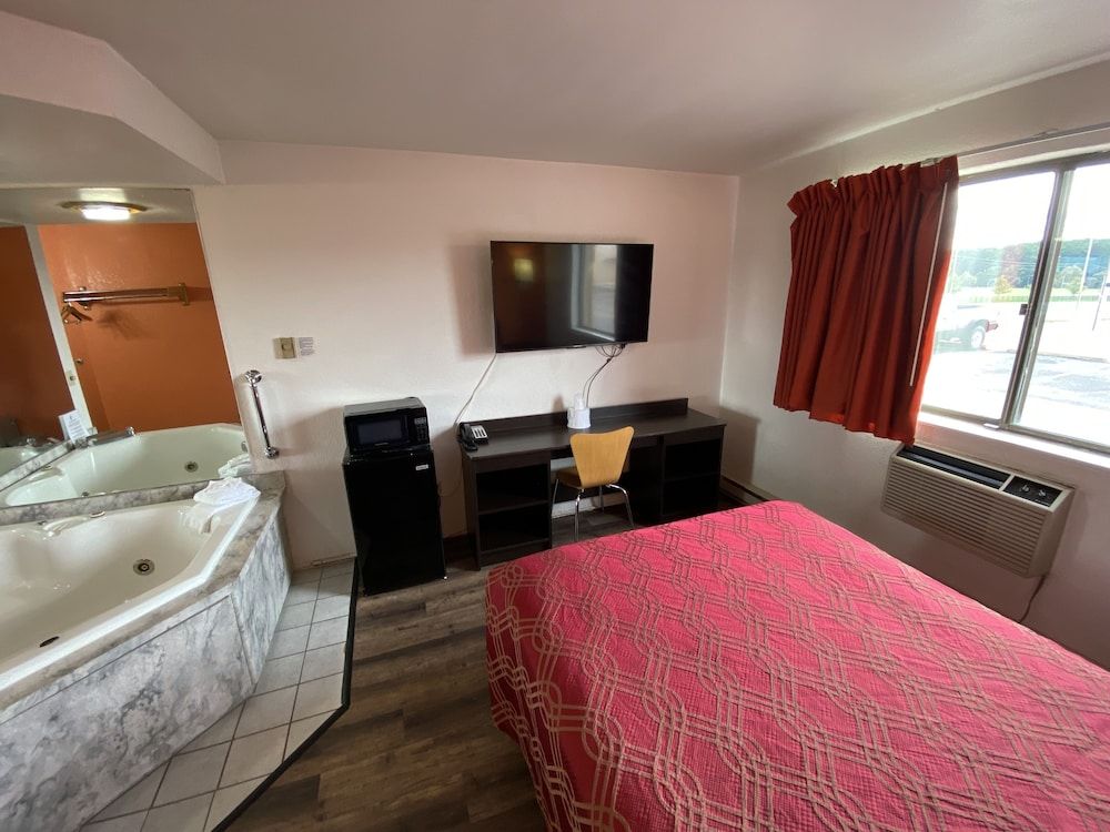 Reliance Inn Luxury Single Room 3