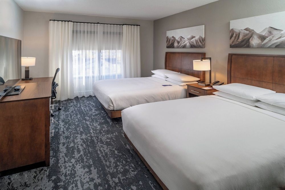 Executive Suite, Multiple Beds
