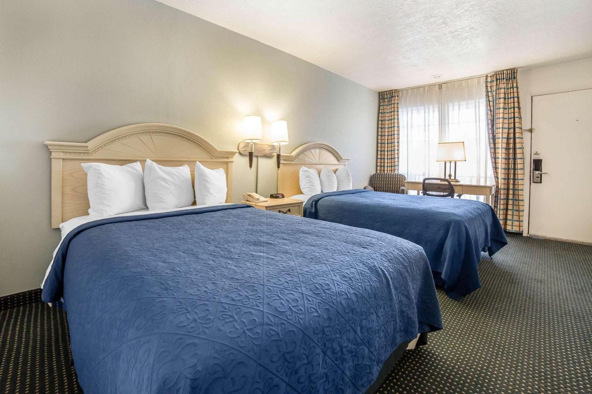2 Double Beds, Nonsmoking