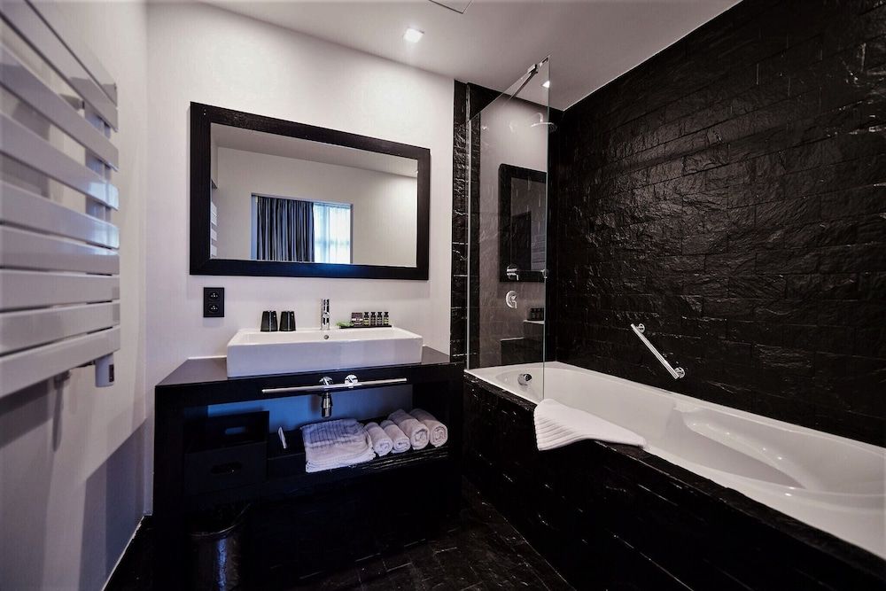 undefined YOOMA Urban Lodge 7