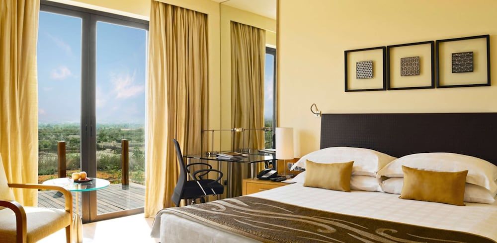 Hyatt Deluxe King