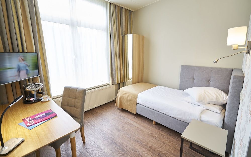 undefined Hotel Van Walsum 2