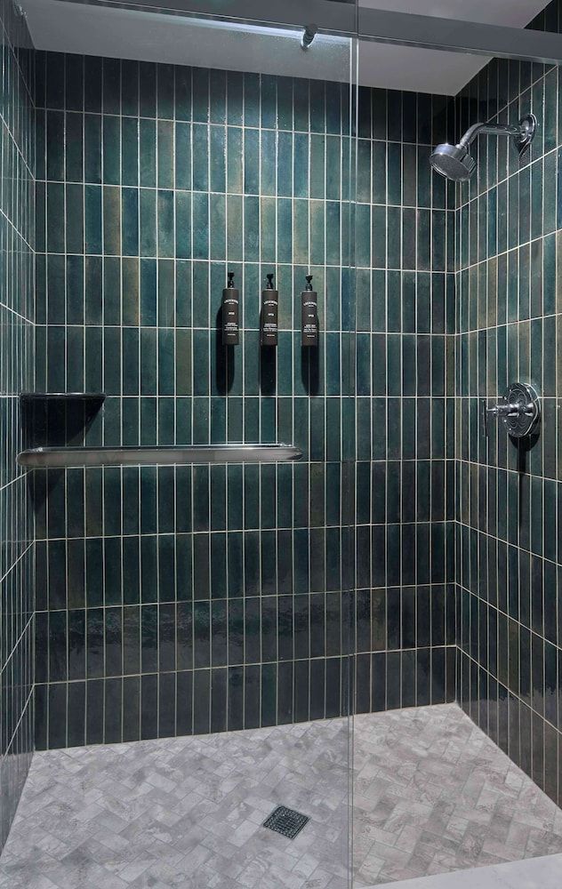 Bellasera Hotel & Suites Paso Robles, Tapestry by Hilton Suite, 1 Bedroom 3