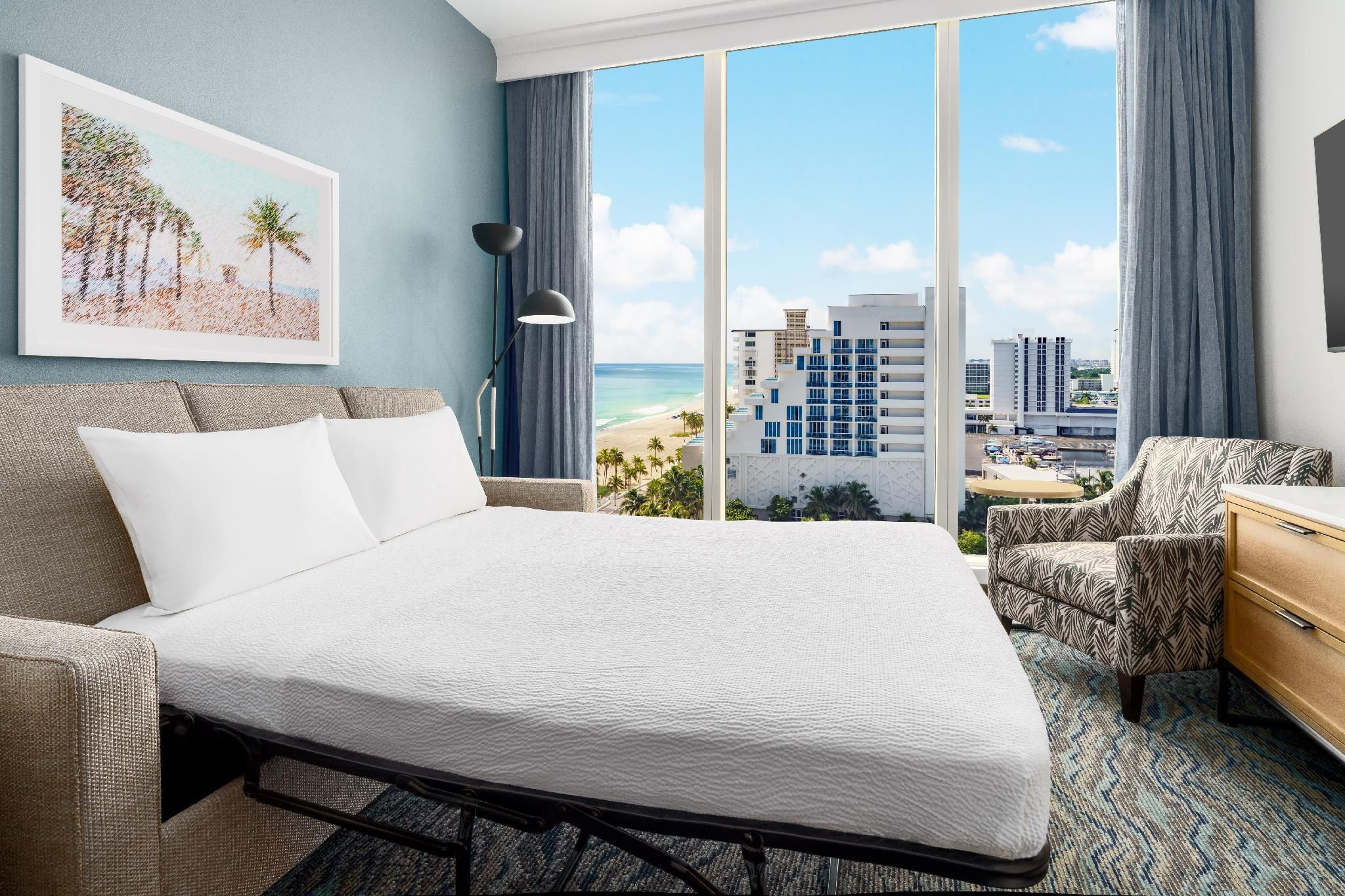 Ocean View, 1 Bedroom Suite, 1 King, Sofa bed, Low floor