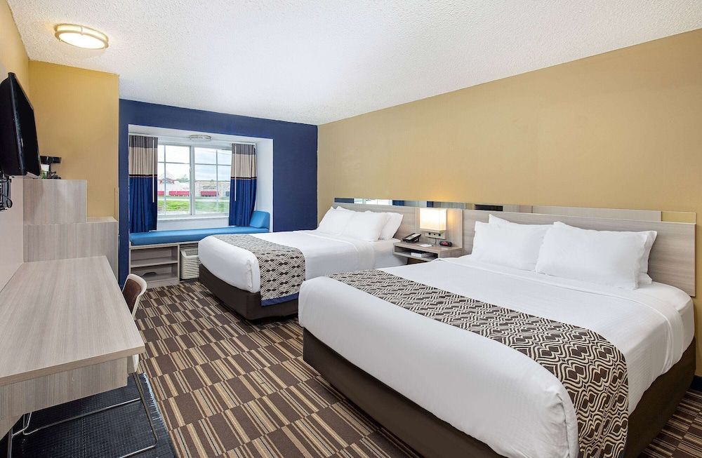 Room, 2 Queen Beds, Non Smoking