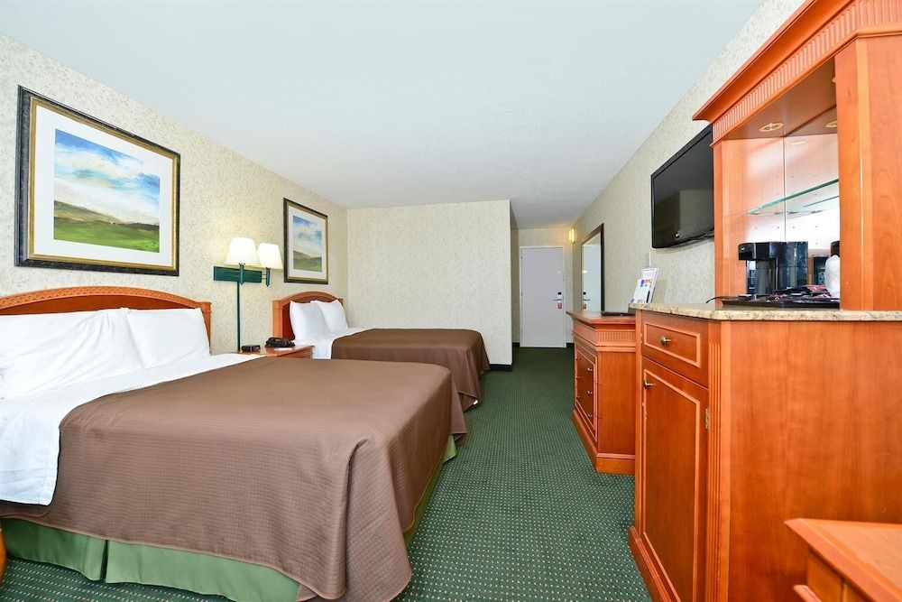 Double Room, 2 Double Beds, Smoking