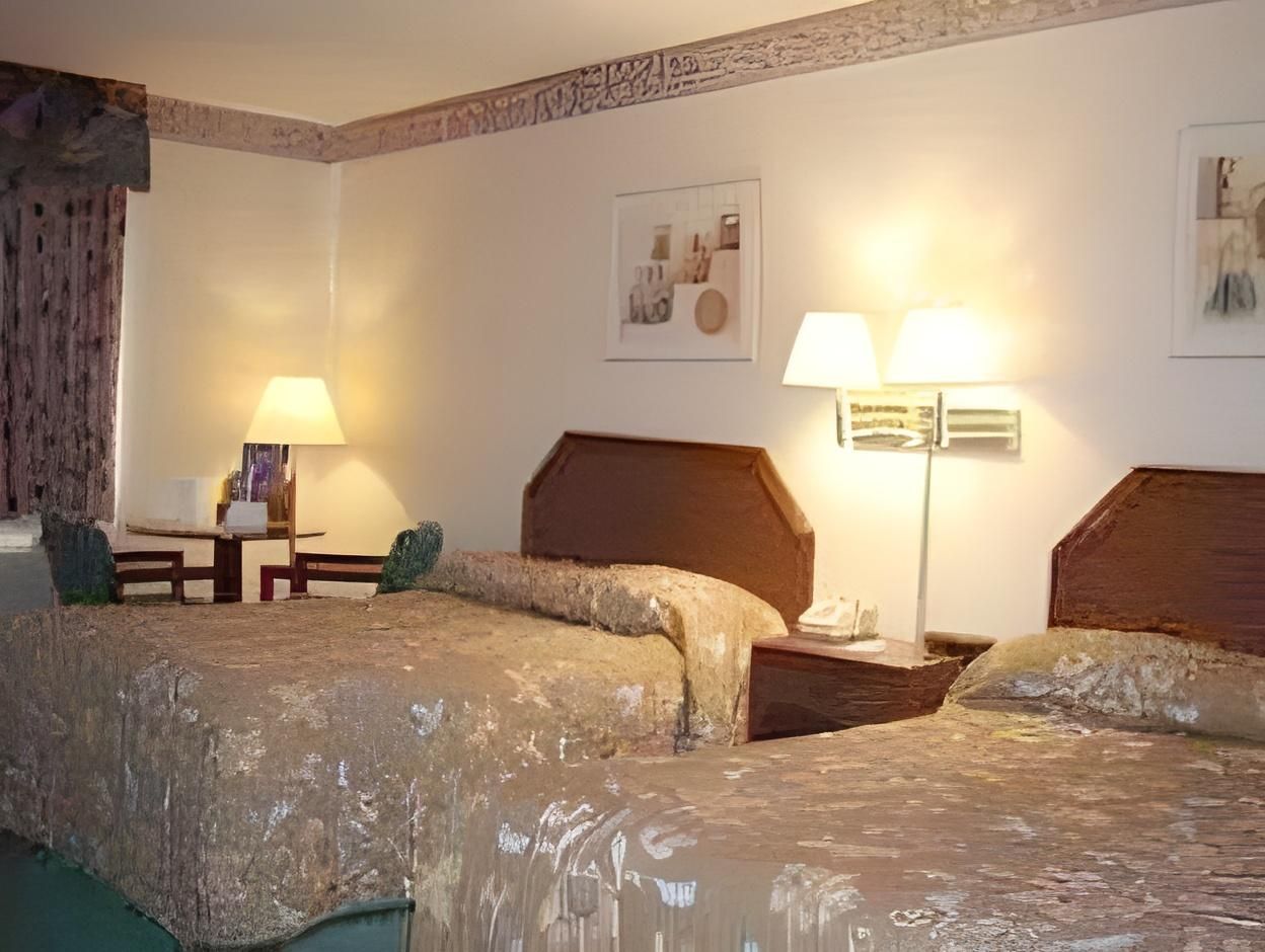 1 Bedroom Suite