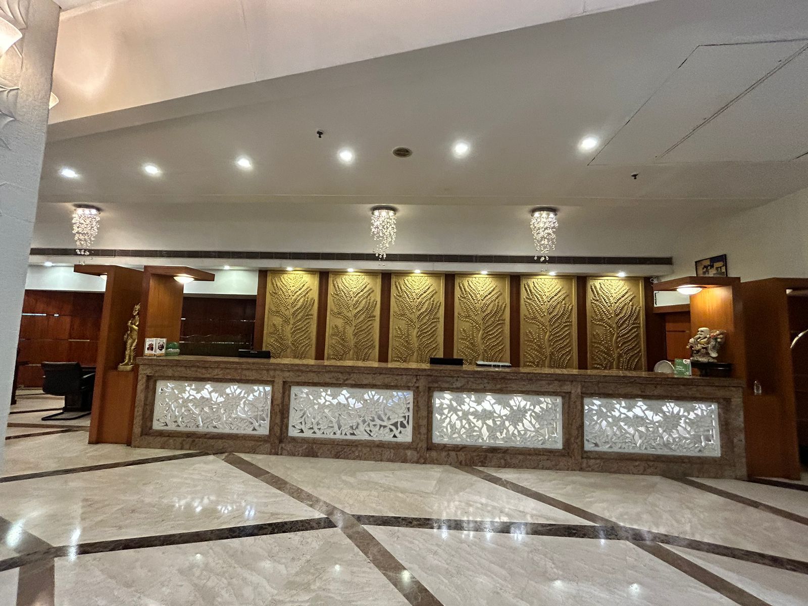 undefined Hotel Babylon Inn 3