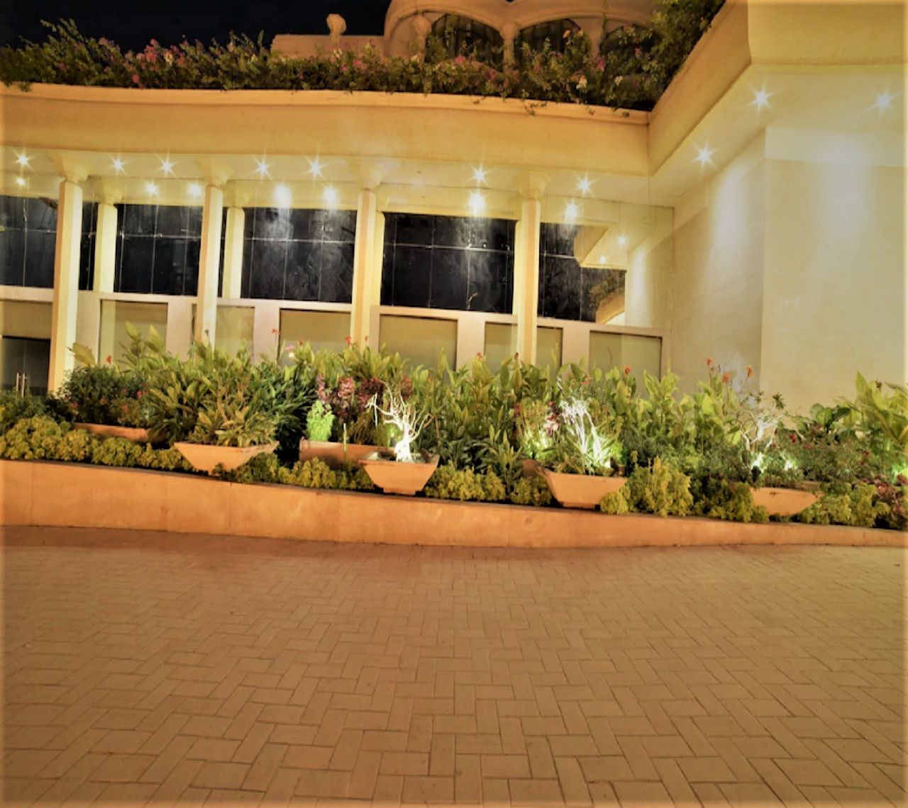 undefined Hotel Babylon Inn 10