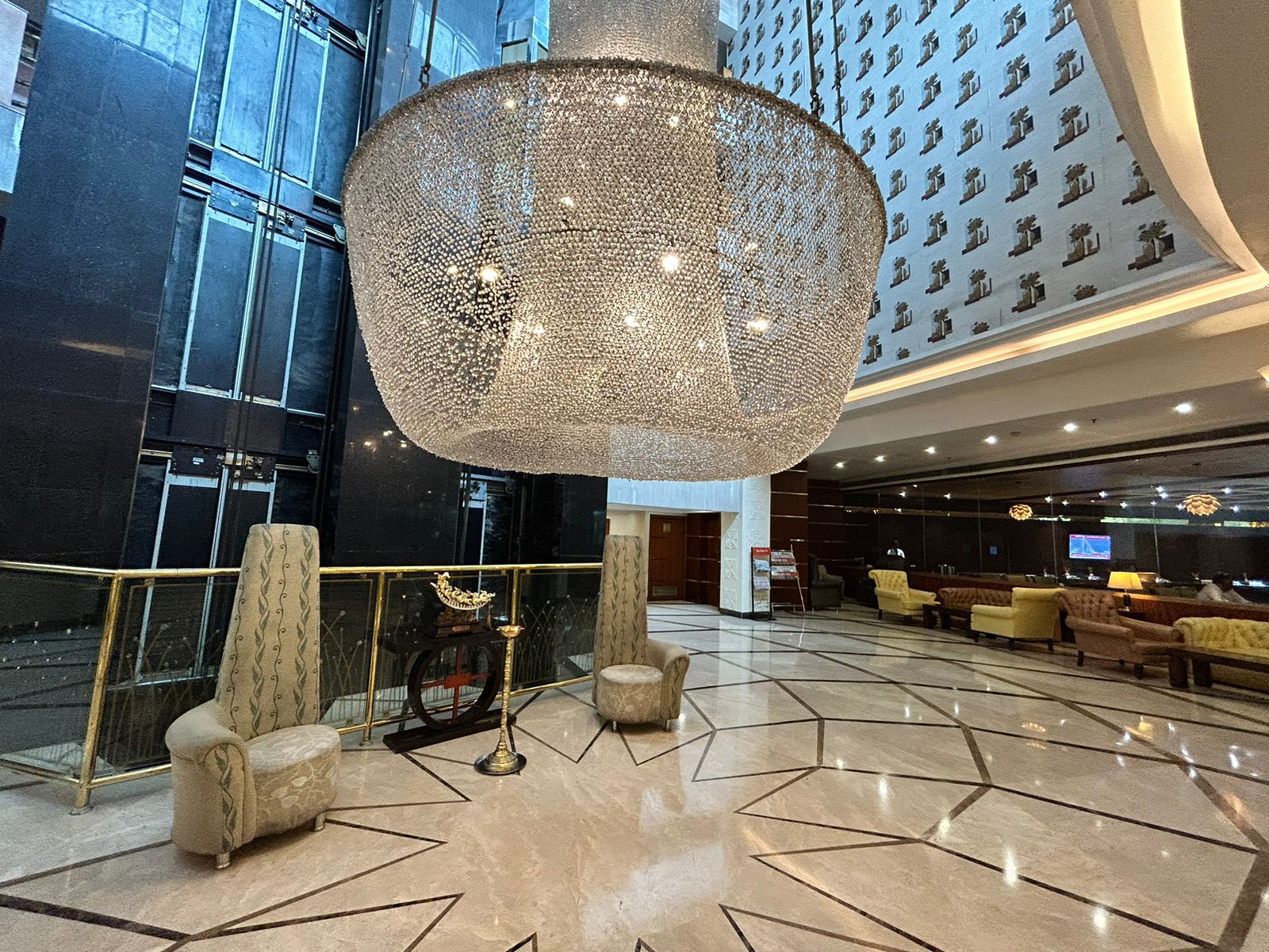 undefined Hotel Babylon Inn 4