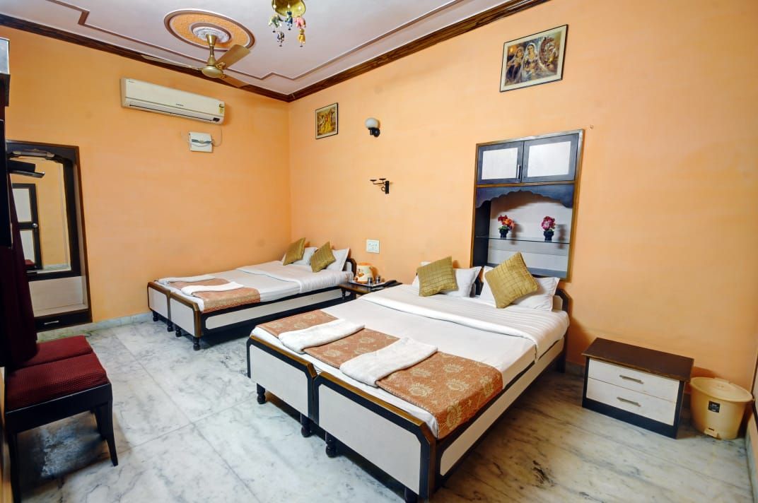 Family Room with A/C