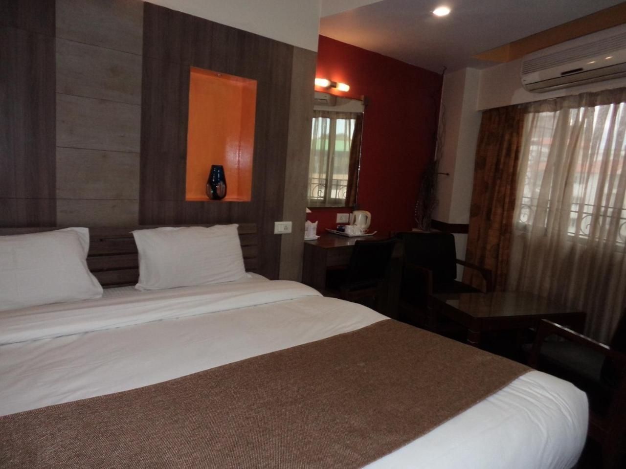 THE MAJESTIC HOTEL Premium charm room 3