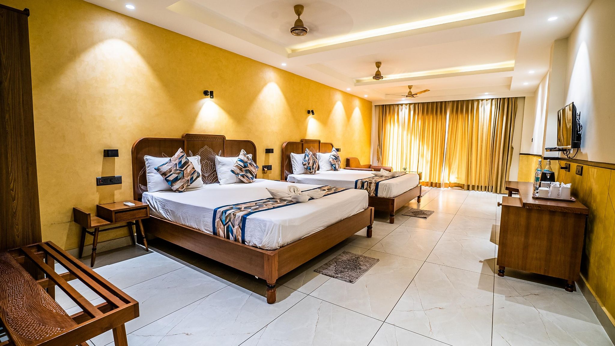 Deluxe Double Studio