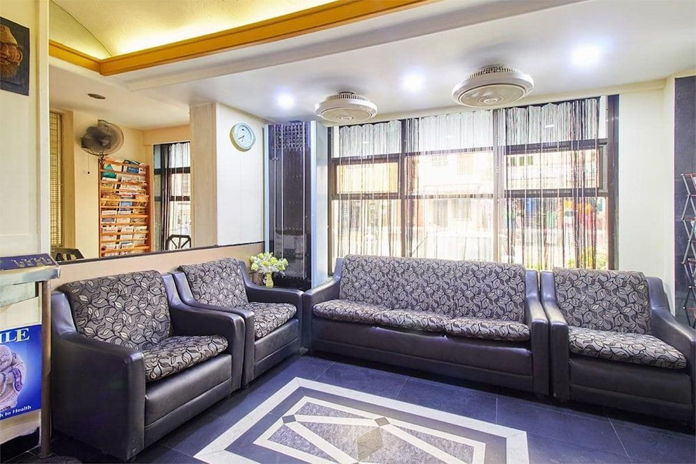 undefined Hotel Sovereign 3