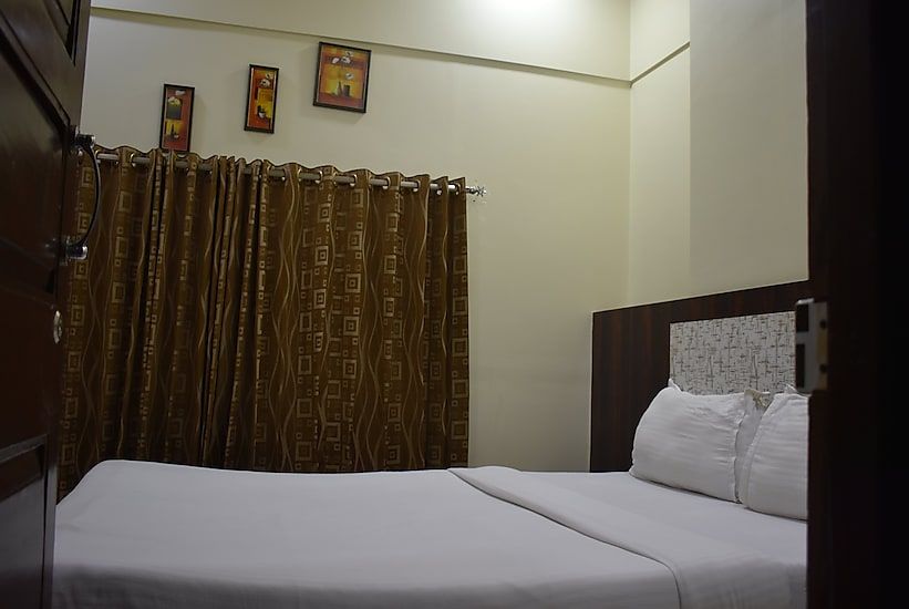 Luxury Deluxe Room (Sea view without balcony)