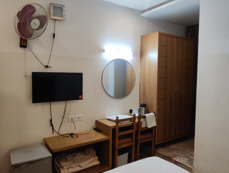 Prasidhi Stay Inn Deluxe Non AC 16